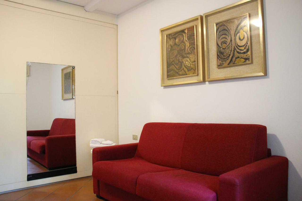 Appartamento Basement Turati 3 -consulates District